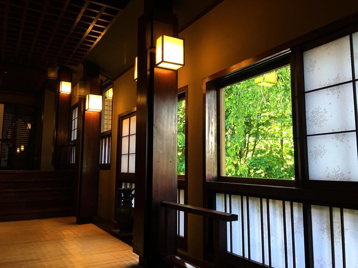 ホテルNishiya 米沢市 エクステリア 写真