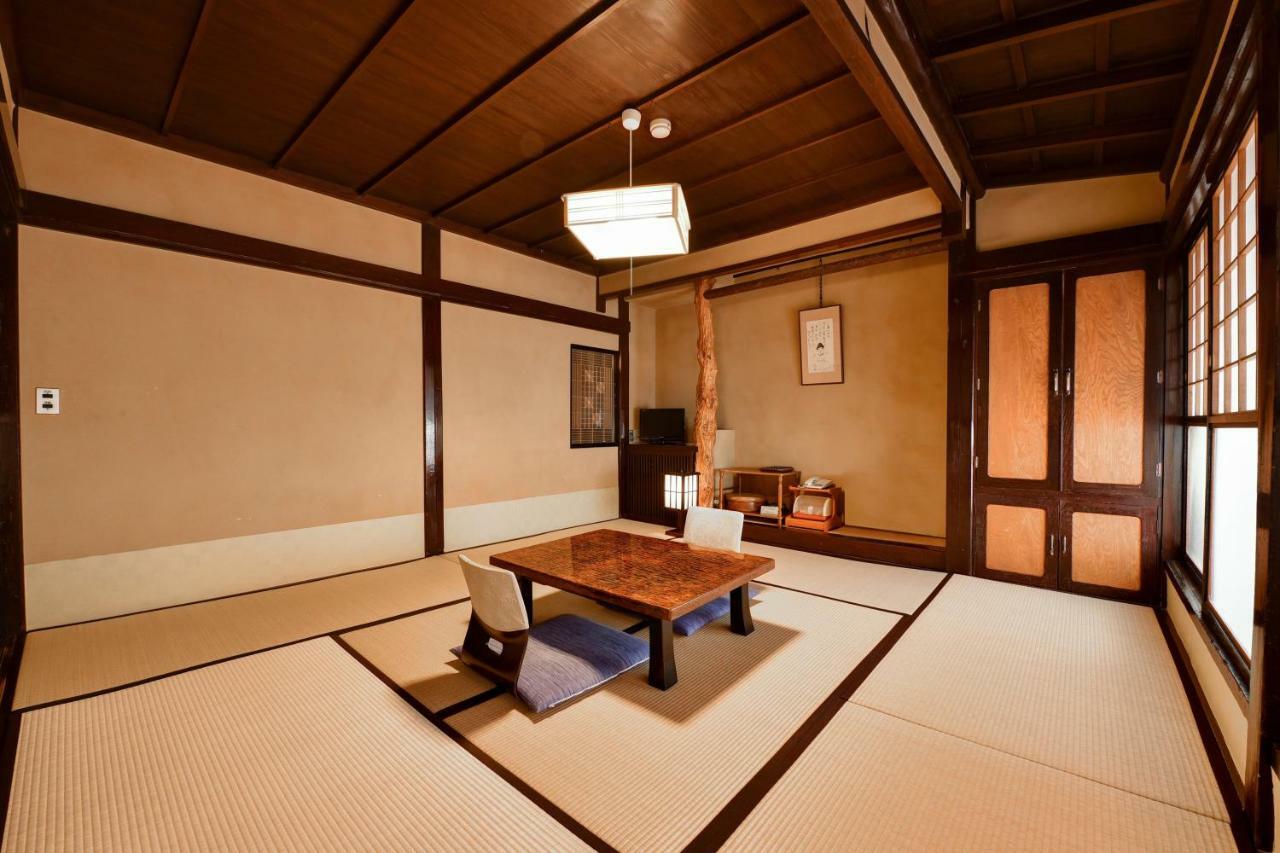 ホテルNishiya 米沢市 エクステリア 写真