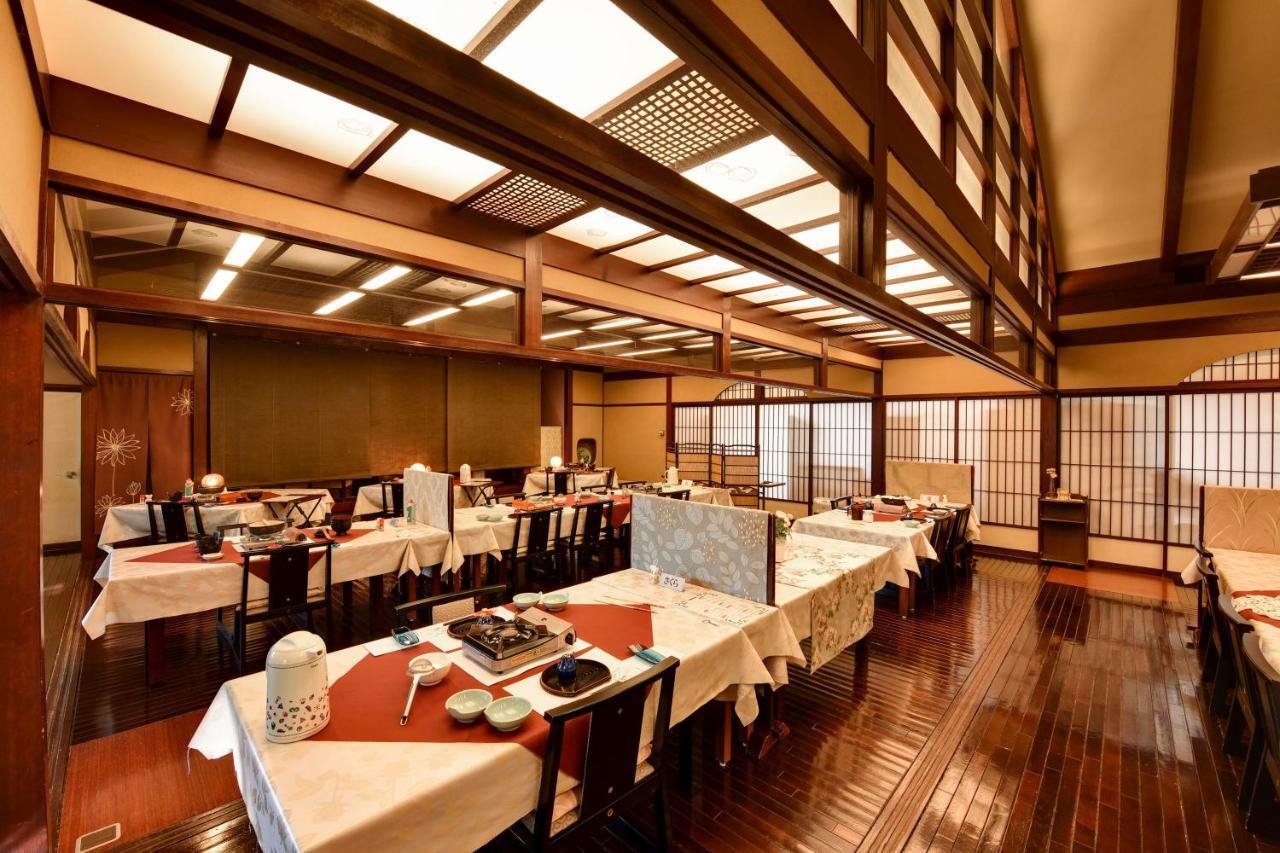 ホテルNishiya 米沢市 エクステリア 写真