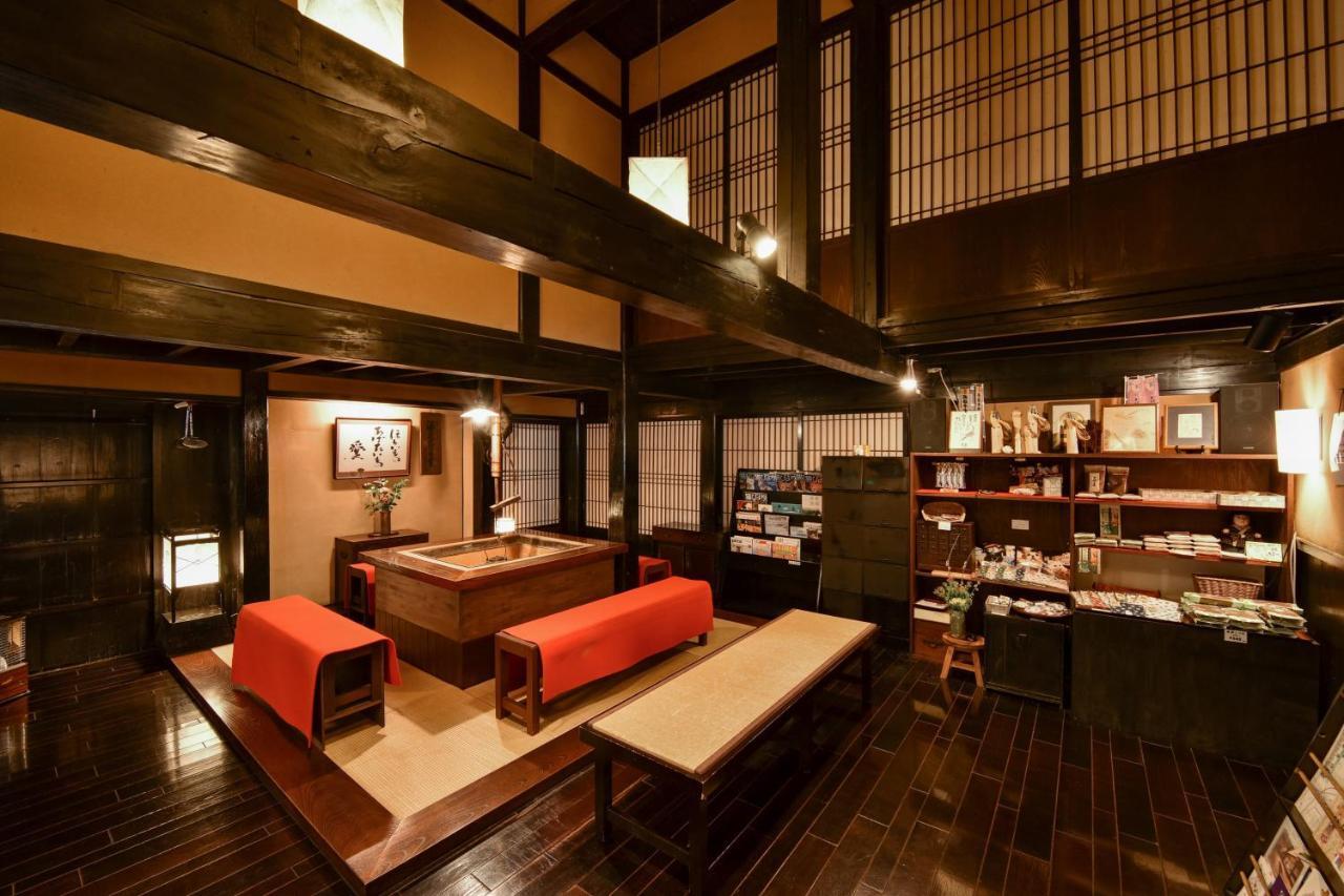 ホテルNishiya 米沢市 エクステリア 写真
